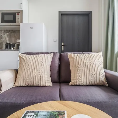Blueground Pankrac View Spacious Near Offices Prg-113 Appartement