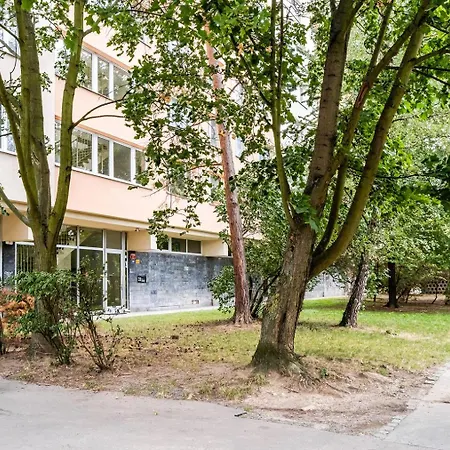 Blueground Pankrac View Spacious Near Offices Prg-113 * Prague